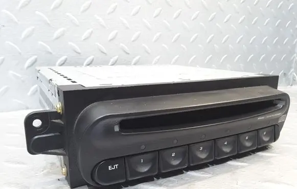 Dodge Grand Caravan CD/DVD changer 05064003AD P05064003AD
