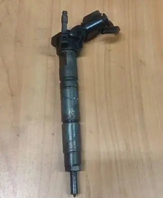 Mercedes-Benz GLE (W166 - C292) Fuel injector A6420701187 110827 0445116026