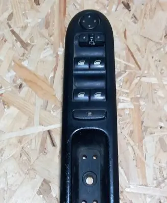 Peugeot 407 Electric window control switch 53269700 53269704