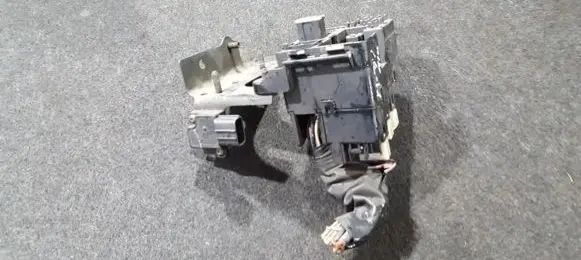 Mazda 323 Fuse box set