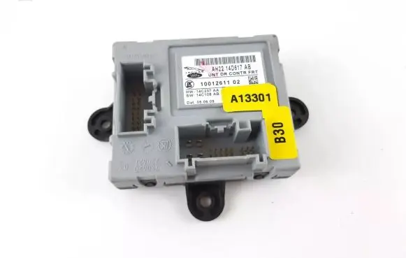 Jaguar XF X250 Door control unit/module AH2214D617AB 1001261102