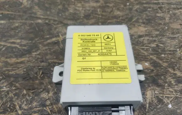 Mercedes-Benz CL C215 Tire pressure control unit A0025407545