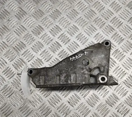 Volkswagen Transporter - Caravelle T5 Engine mounting bracket 03L199207B