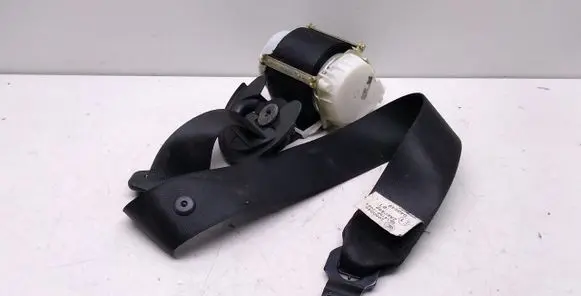 BMW X3 E83 Front seatbelt S1340071110G 05B230CB05405