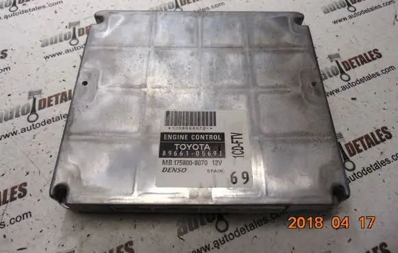 Toyota Avensis T250 Engine control unit/module 8966105691