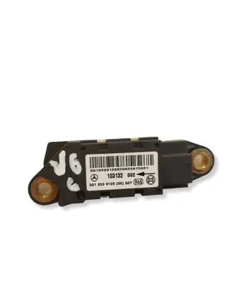 Mercedes-Benz E W211 Airbag deployment crash/impact sensor 0018209126 103132002 91261061Q07