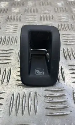 Audi A4 S4 B9 ISOFIX cover 8W0887233A