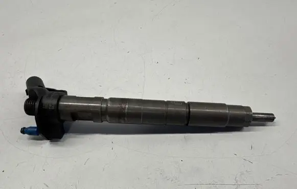 KIA Sorento Fuel injector 0445116018 338002F000 110223