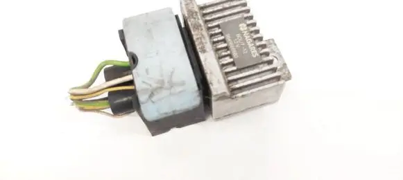 Peugeot 206 Glow plug pre-heat relay 9645668680