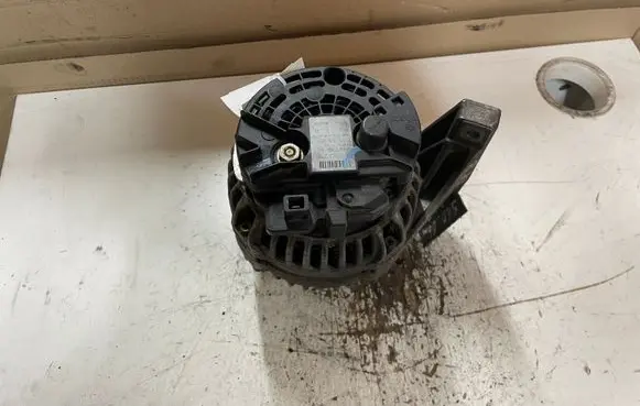 Volvo S60 Generator/alternator 30667787 0124525060