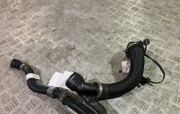 Land Rover Evoque II Engine coolant pipe/hose K8D28286DB