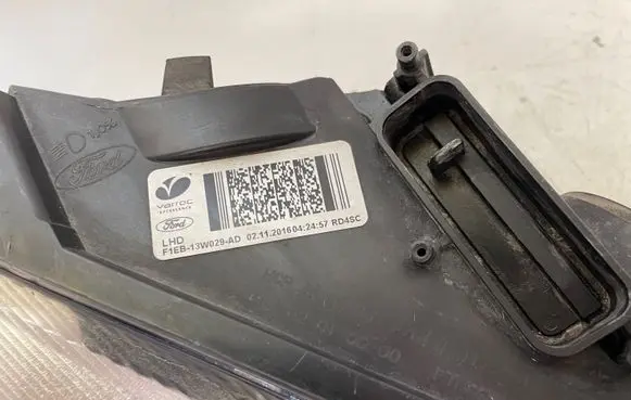 Ford Focus ST Headlight/headlamp F1EB13W029AD 021120160424