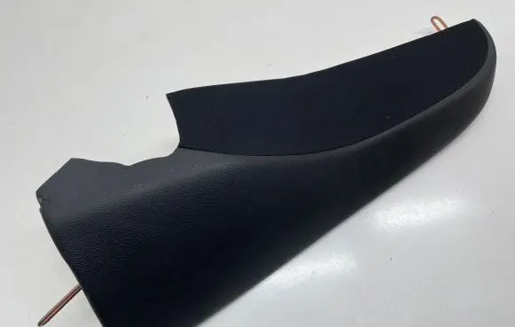 Mercedes-Benz C W204 Rear seat side top trim A2049207730 55048048 6032856L9D88