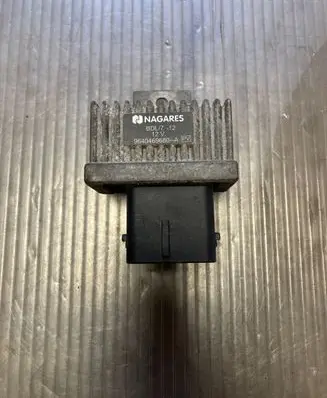 Glow plug pre-heat relay