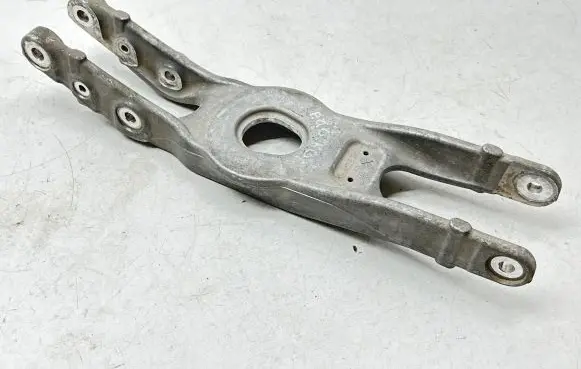 Mercedes-Benz EQC Rear upper control arm/wishbone A2053300