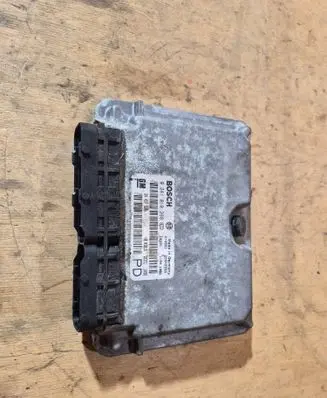 Opel Zafira A Engine control unit/module 28SA9999 24417169 0281010268