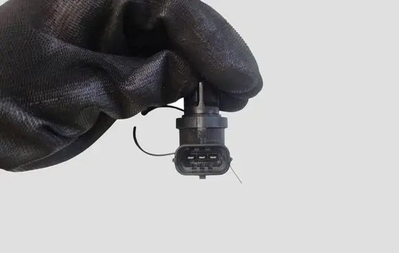 Volvo V70 Camshaft position sensor 0232103063