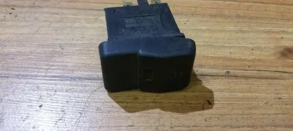 Fog light switch