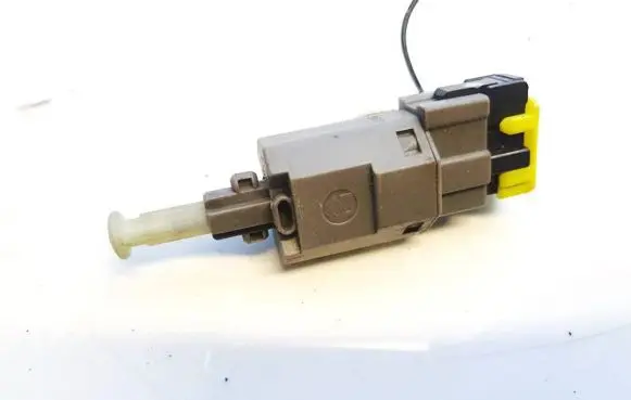 Mazda 626 Brake pedal sensor switch ga2c6649y