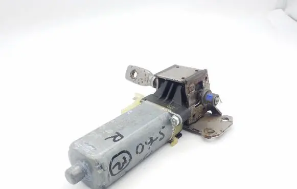 Volvo S60 Seat adjustment motor 0390203221