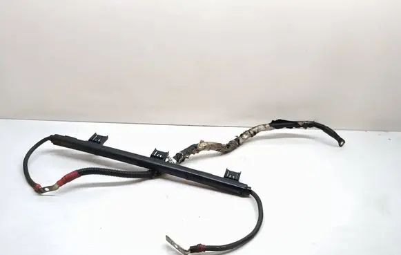 BMW 3 E90 E91 Positive cable (battery) 