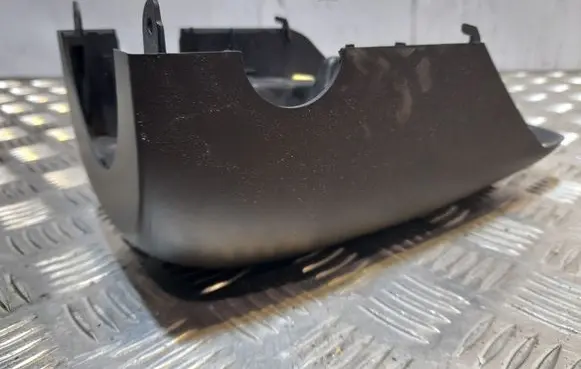 Steering wheel column trim