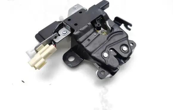 Mazda MX-5 ND Tailgate/trunk/boot lock/catch/latch 