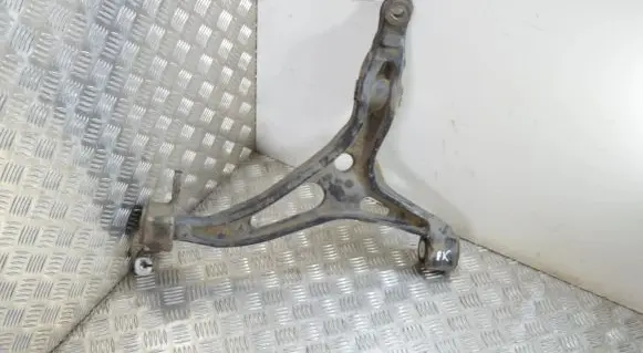 Front lower control arm/wishbone