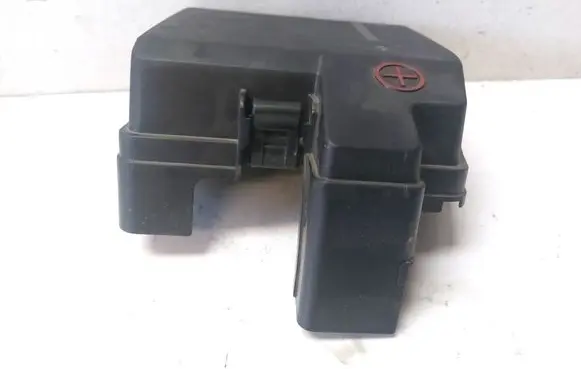 KIA Sorento Fuse box cover 91956P2041