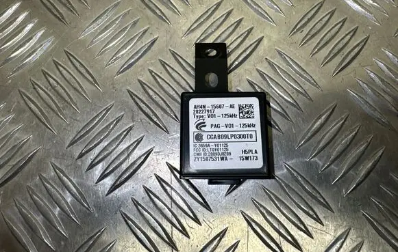 Jaguar XE Ignition lock AH4N15607AE