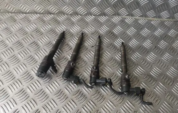 Fuel injectors set