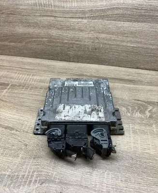 Peugeot 307 Engine control unit/module SW9644895180 5WS40020GT HW9641849280