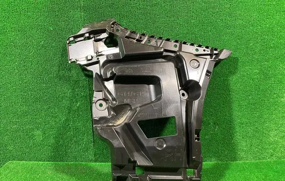 BMW M8 F91 F92 G14 G15 Rear bumper mounting bracket 51128075248