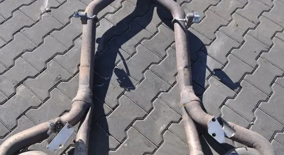 Mercedes-Benz AMG GT R190 C190 Rear muffler/silencer tail pipe 