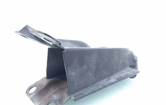 Volvo S80 Radiator support slam panel bracket 