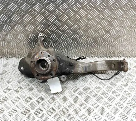 BMW X5 E70 Front wheel hub 6773783