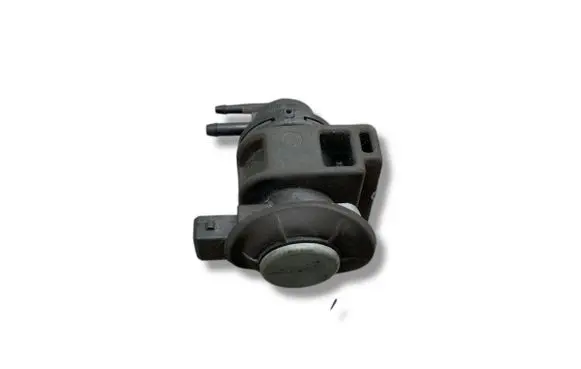 Renault Megane III Turbo solenoid valve 8200575400