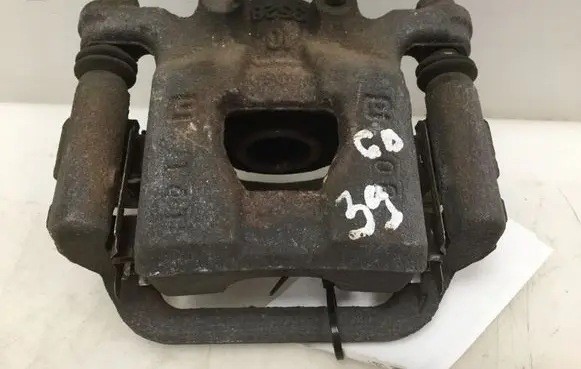 Nissan Juke I F15 Rear brake caliper 
