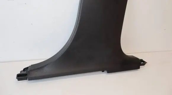 Volvo XC90 (B) pillar trim (bottom) 31363586