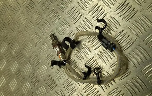 Volvo XC60 Lambda probe sensor 32330007