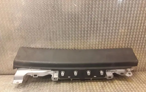Lexus IS 220D-250-350 Knee airbag