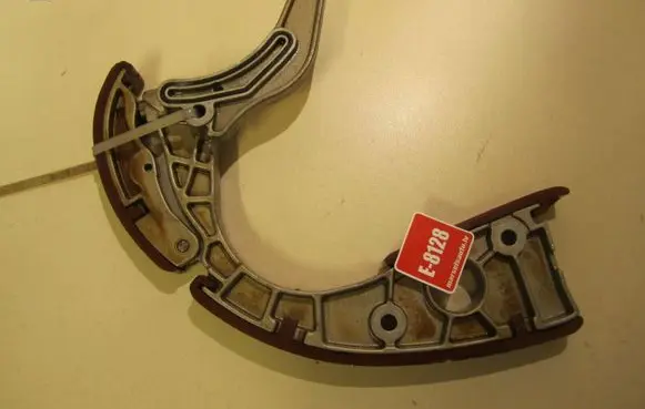 Audi A6 S6 C6 4F Slide rail for timing chain 079109507R