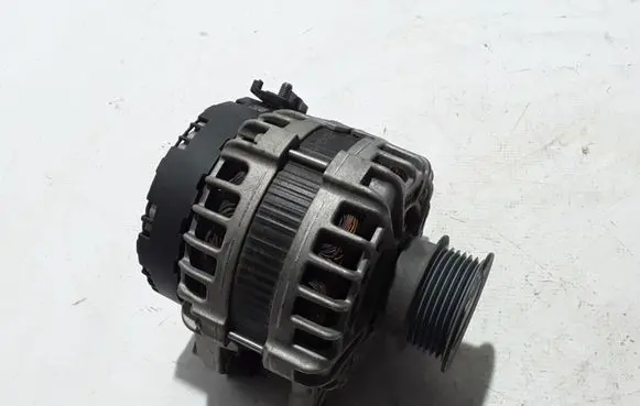 Volvo V60 Generator/alternator 31489212