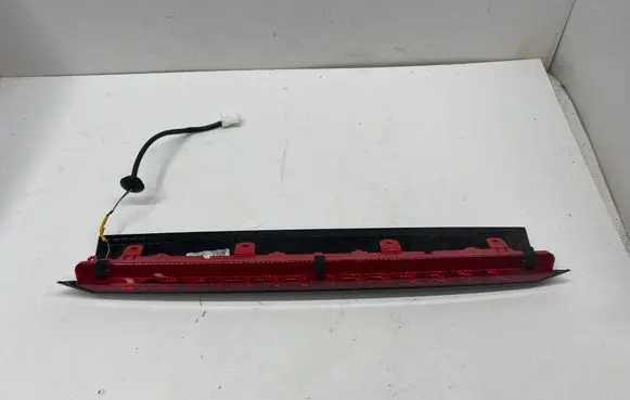 Hyundai Tucson IV NX4 Third/center stoplight