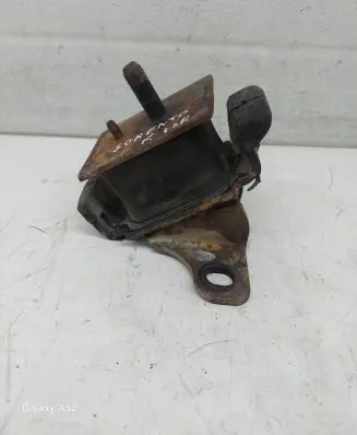 KIA Sorento Engine mount bracket 218123E250