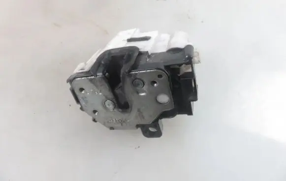 Fiat Panda II Front door lock 46803511