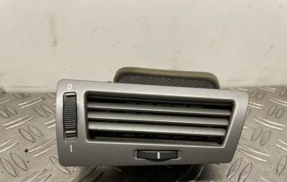 BMW 7 E65 E66 Dashboard side air vent grill/cover trim 8223334 6943006