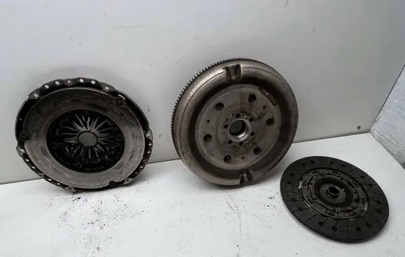 Volkswagen PASSAT B7 Clutch set kit 12406010