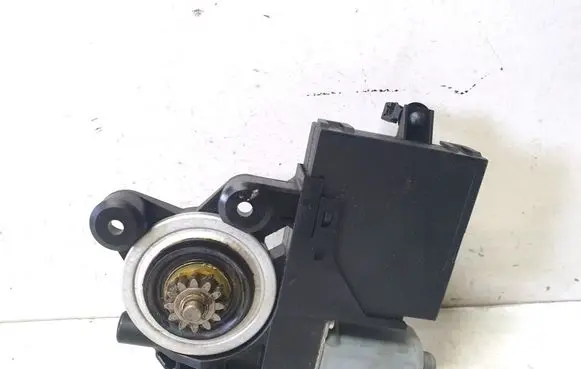 Volvo V50 Rear door window regulator motor 30739184AC