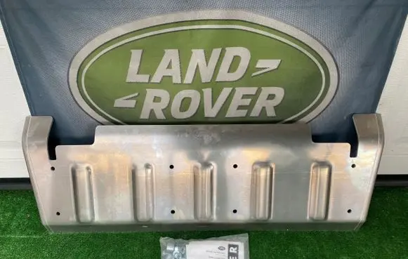 Land Rover Defender Bumper protection for All-terrain vehicles (jeeps) AM7H126679